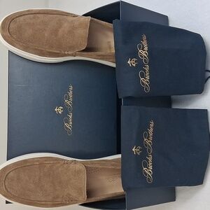 Men's Brooks Brothers Suede Hampton slip on shoe/sneaker. Size 11.Medium BROWN